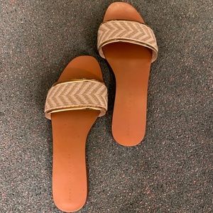 Zara Slides - Sz 39/8.5 or 9
